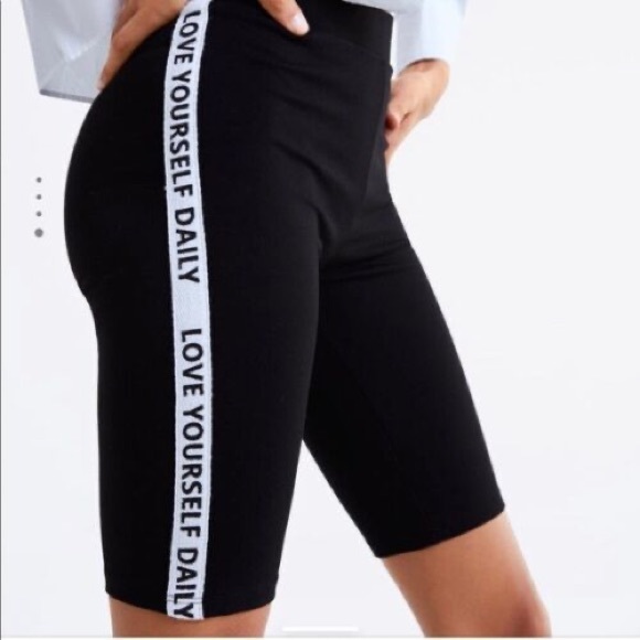 Zara Black Biker Shorts - Picture 1 of 3